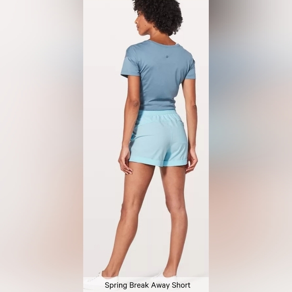 Lululemon Spring Break Away Short *4-way Stretch 3" Size 2 Blue/purple Color - Picture 2 of 9